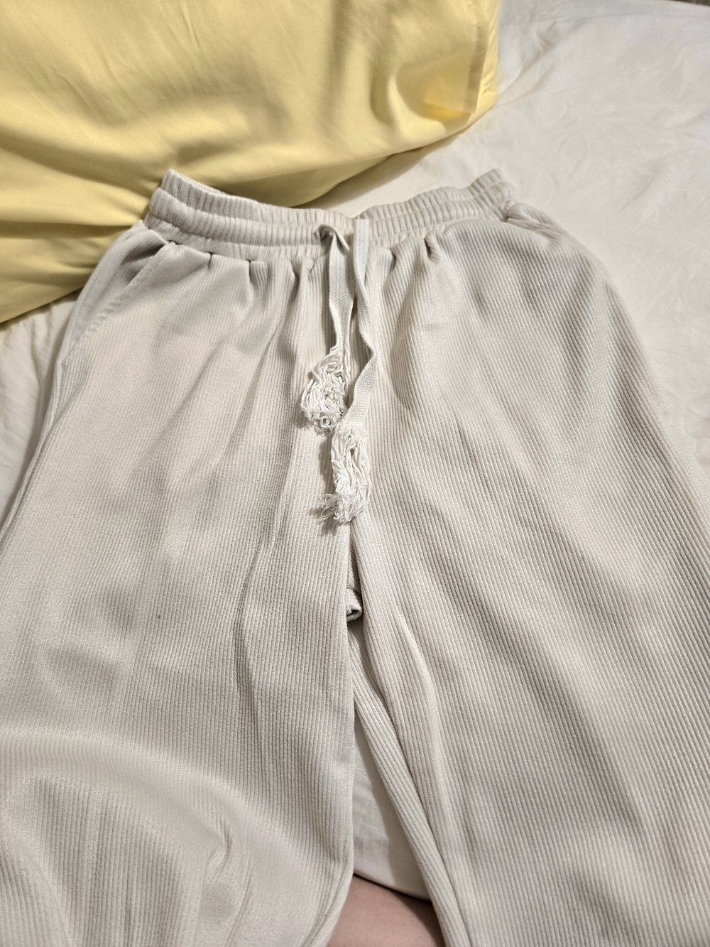 Cream Ribbed Drawstring Jogger Pants - Picture 2 of 2